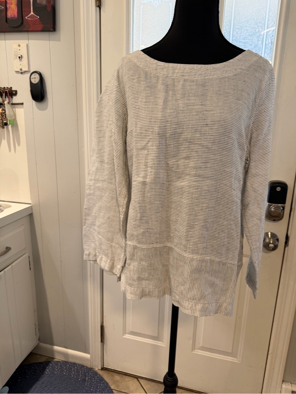Tahari Light Gray and White Striped Long-Sleeve Tunic